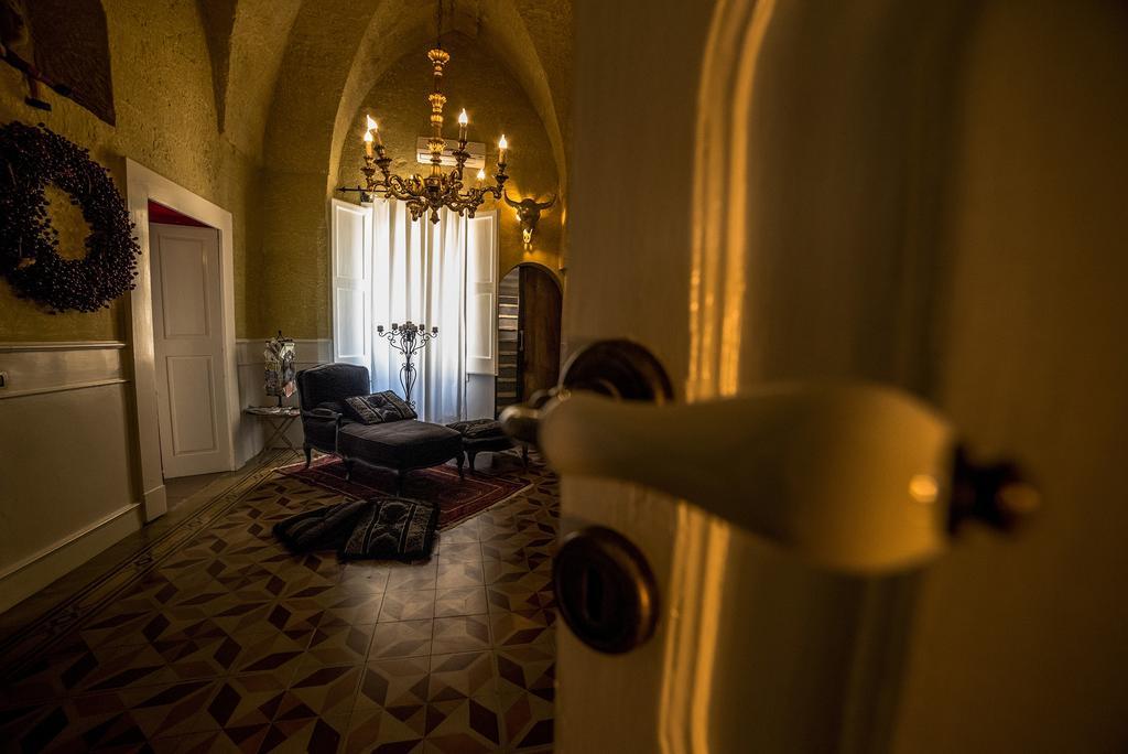 Bed and Breakfast Palazzo Delle Viole Oria  Exterior foto