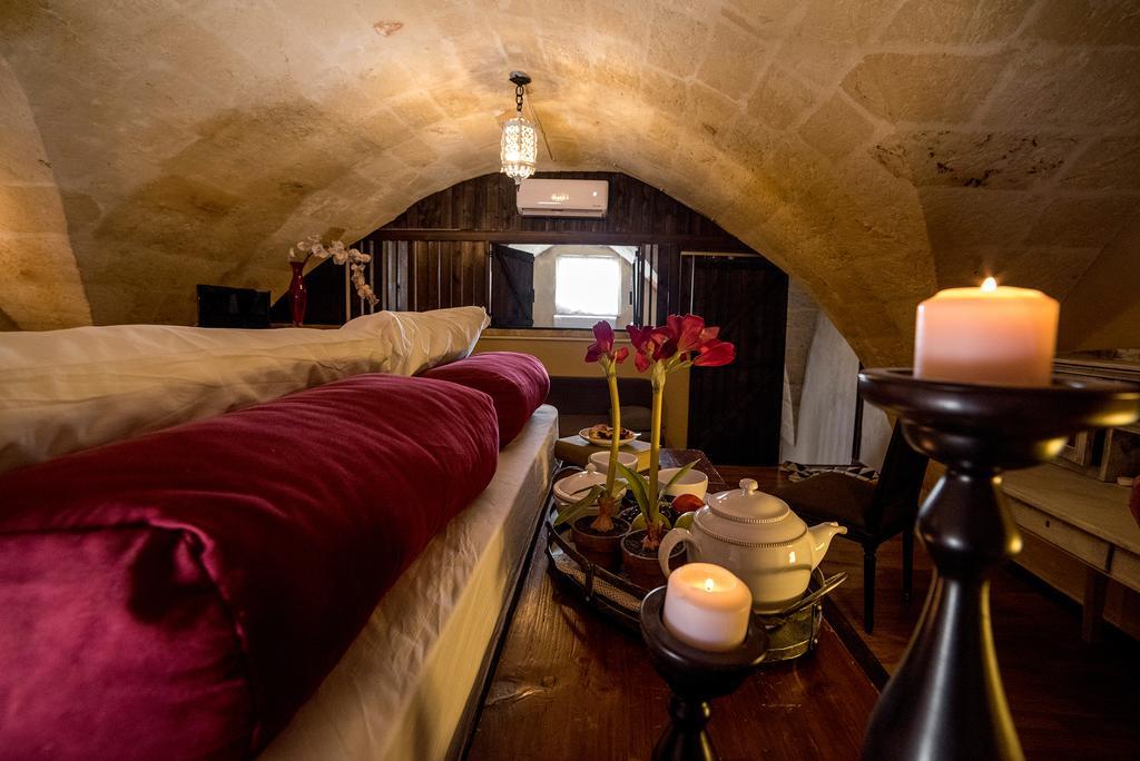 Bed and Breakfast Palazzo Delle Viole Oria  Exterior foto